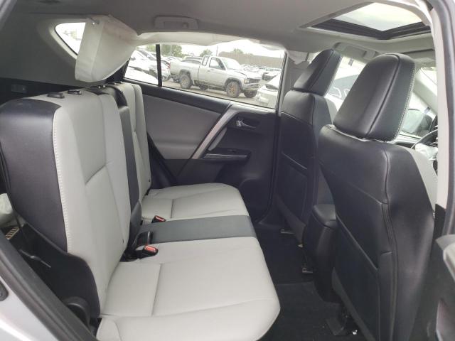 Photo 6 from auction – 2017 TOYOTA RAV4 LIMIT with VIN 2T3DFREV7HW623986