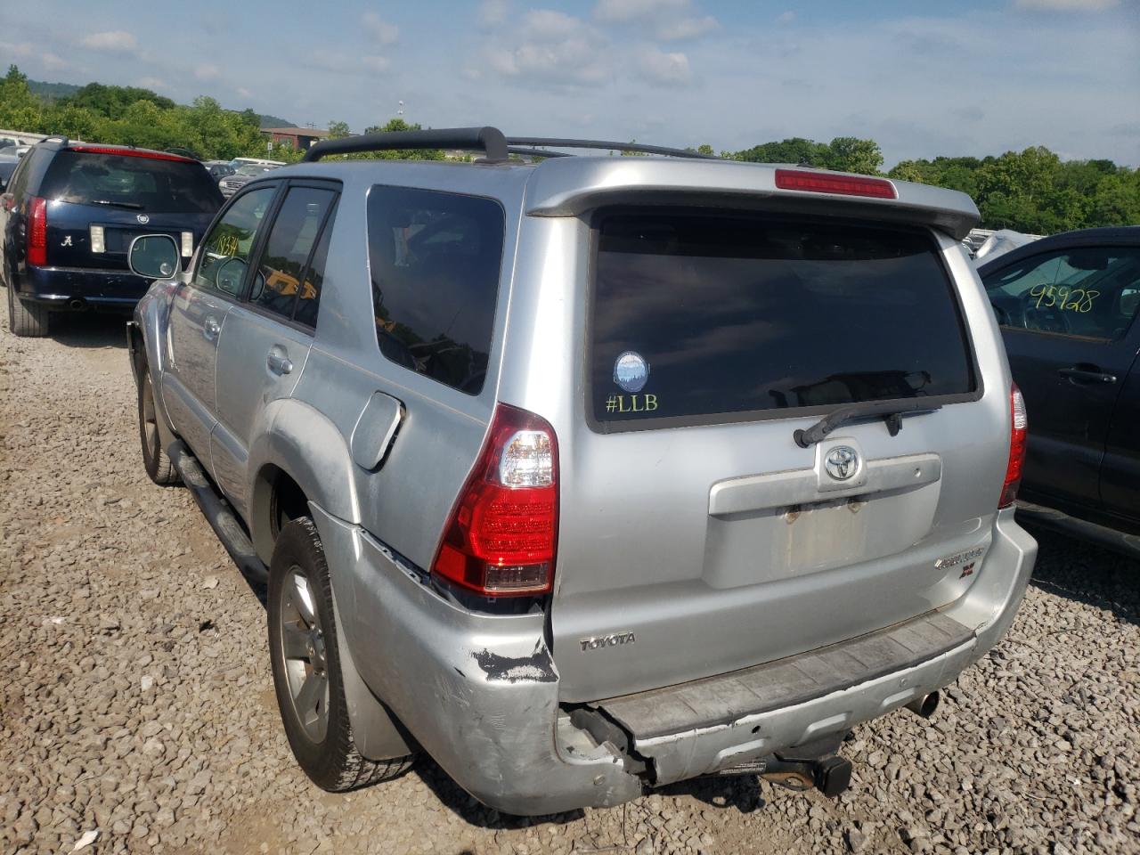 Photo 3 from auction – 2008 TOYOTA 4RUNNER SR with VIN JTEZU14R38K020152