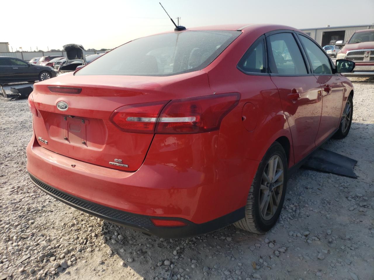 Photo 4 from auction – 2016 FORD FOCUS SE with VIN 1FADP3F27GL277024