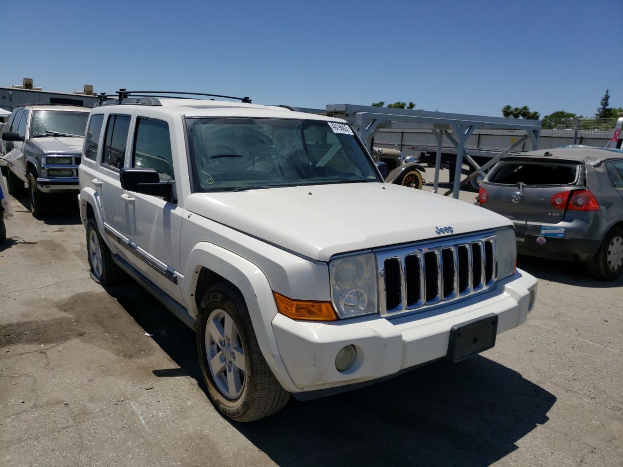 JEEP COMMANDER 2007 with VIN 1J8HH48K27C510392 - Photo from auction