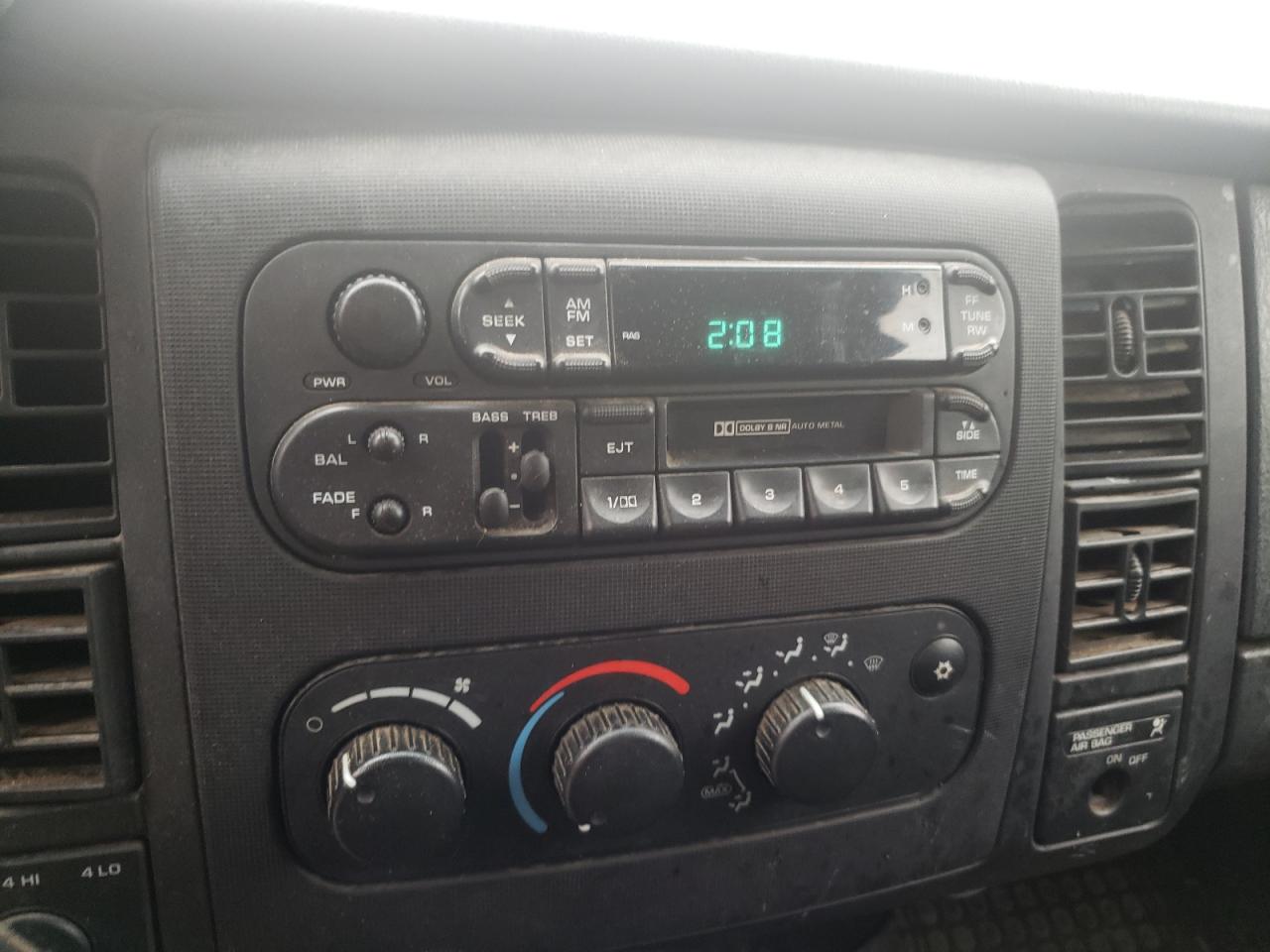 Photo 9 from auction – 2001 DODGE DAKOTA with VIN 1B7GG22X81S212537