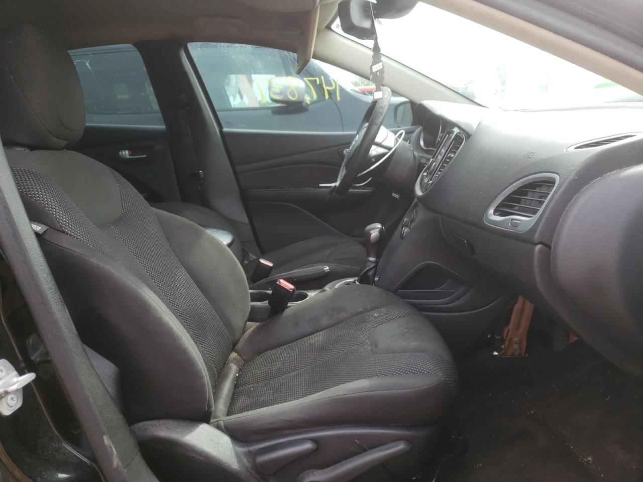Photo 5 from auction – 2016 DODGE DART SE with VIN 1C3CDFAA3GD736532