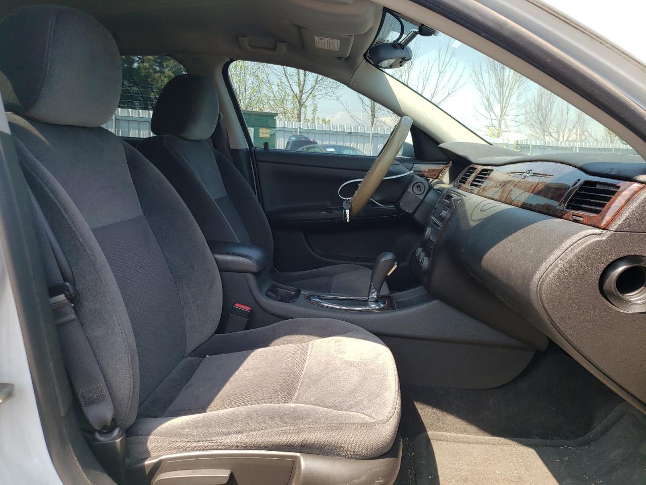 Photo 5 from auction – 2012 CHEVROLET IMPALA LS with VIN 2G1WA5E31C1106840