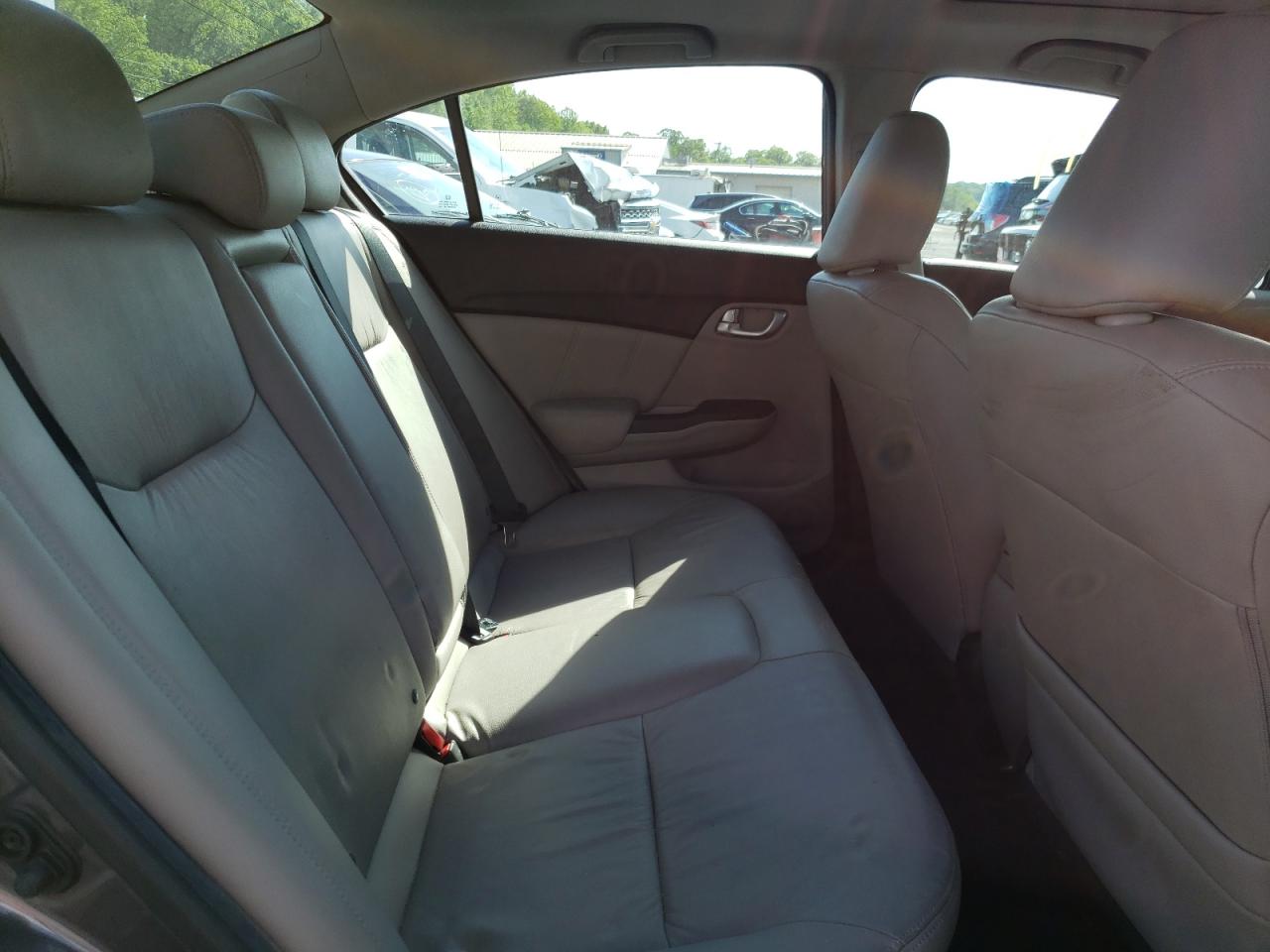 Photo 6 from auction – 2014 HONDA CIVIC EXL with VIN 19XFB2F95EE203616