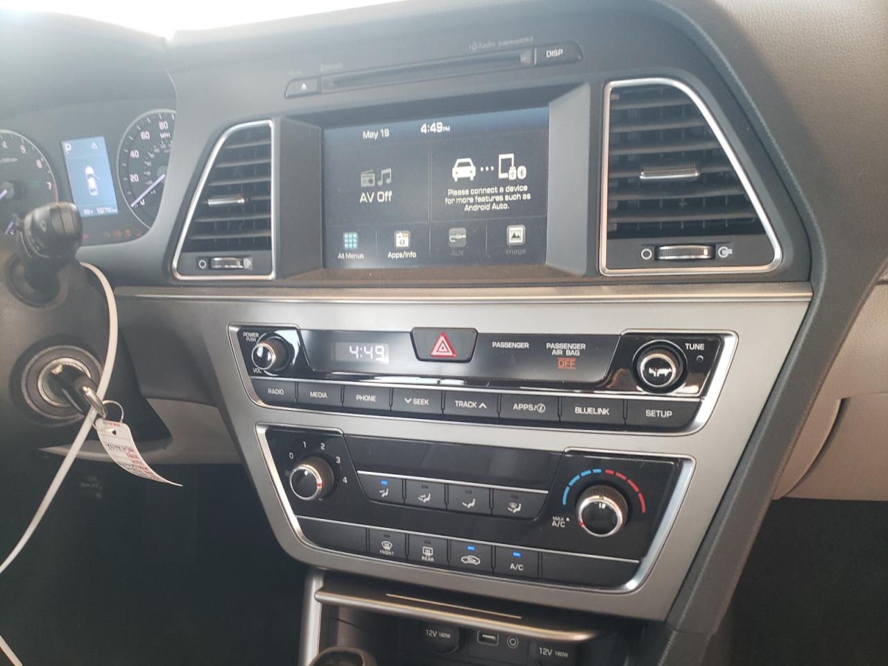 Photo 9 from auction – 2016 HYUNDAI SONATA SE with VIN 5NPE24AF3GH366512