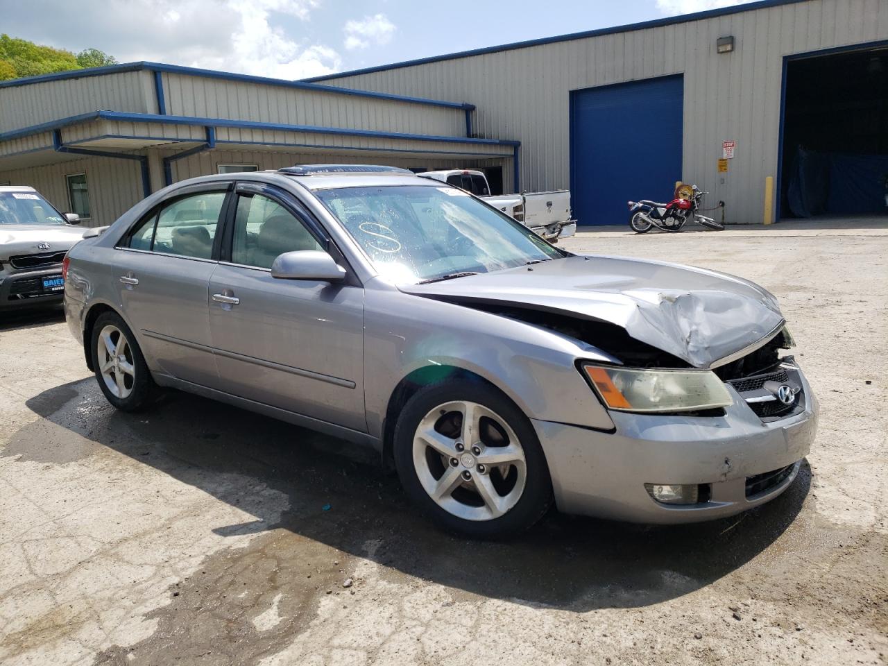 HYUNDAI SONATA SE 2007 with VIN 5NPEU46F17H252687 - Photo from auction