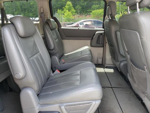Photo 6 from auction – 2010 CHRYSLER TOWN & COU with VIN 2A4RR5DX3AR329665