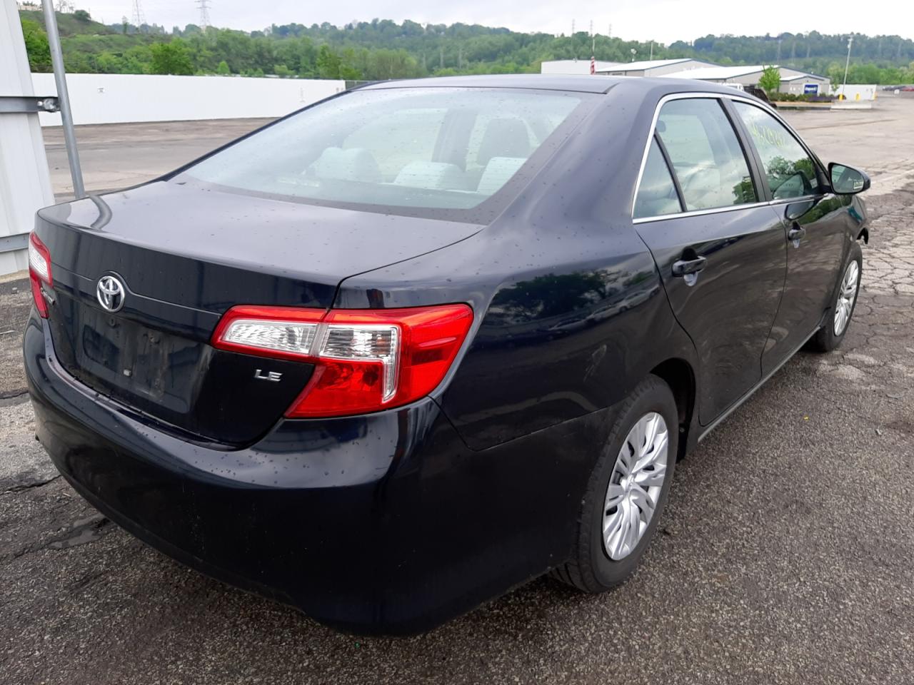 Photo 4 from auction – 2012 TOYOTA CAMRY BASE with VIN 4T1BF1FK3CU580892