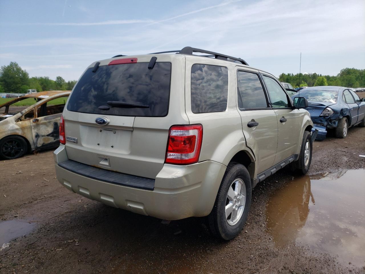 Photo 4 from auction – 2012 FORD ESCAPE XLT with VIN 1FMCU0D72CKA04807