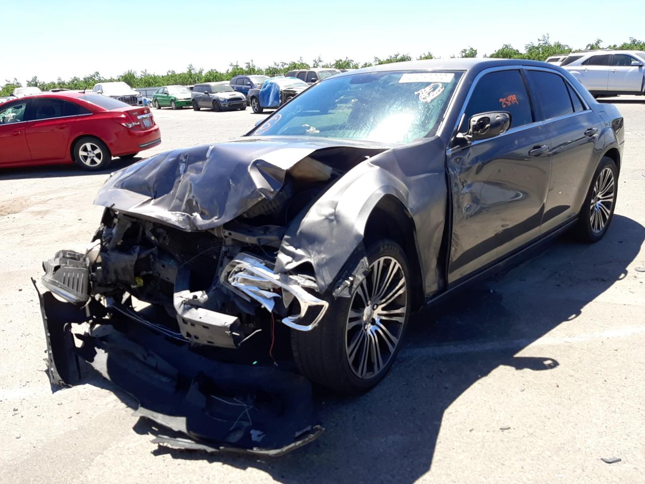 Photo 2 from auction – 2013 CHRYSLER 300 S with VIN 2C3CCABG2DH658333