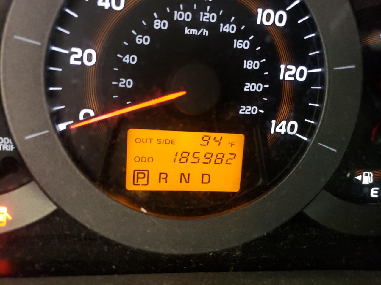 Photo 8 from auction – 2007 TOYOTA RAV4 with VIN JTMZD33V976043358