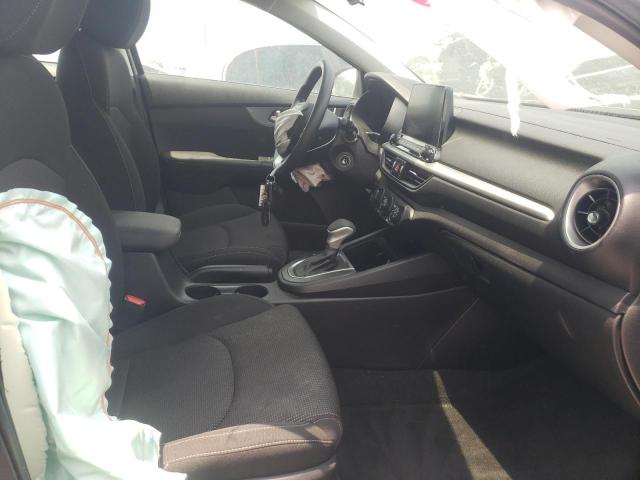 Photo 5 from auction – 2021 KIA FORTE with VIN 3KPF24AD4ME415638