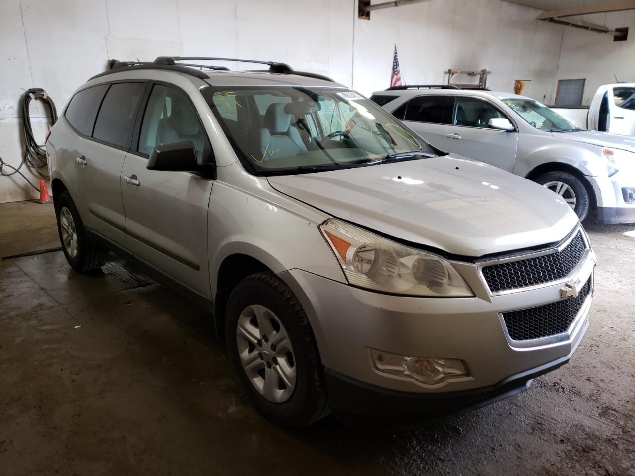 CHEVROLET TRAVERSE L 2011 with VIN 1GNKRFEDXBJ388484 - Photo from auction