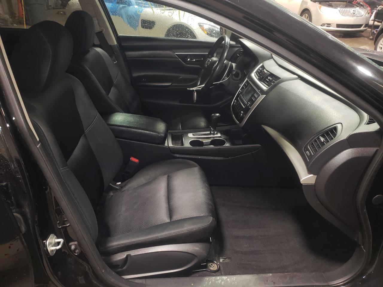 Photo 5 from auction – 2016 NISSAN ALTIMA 2.5 with VIN 1N4AL3AP6GC110977