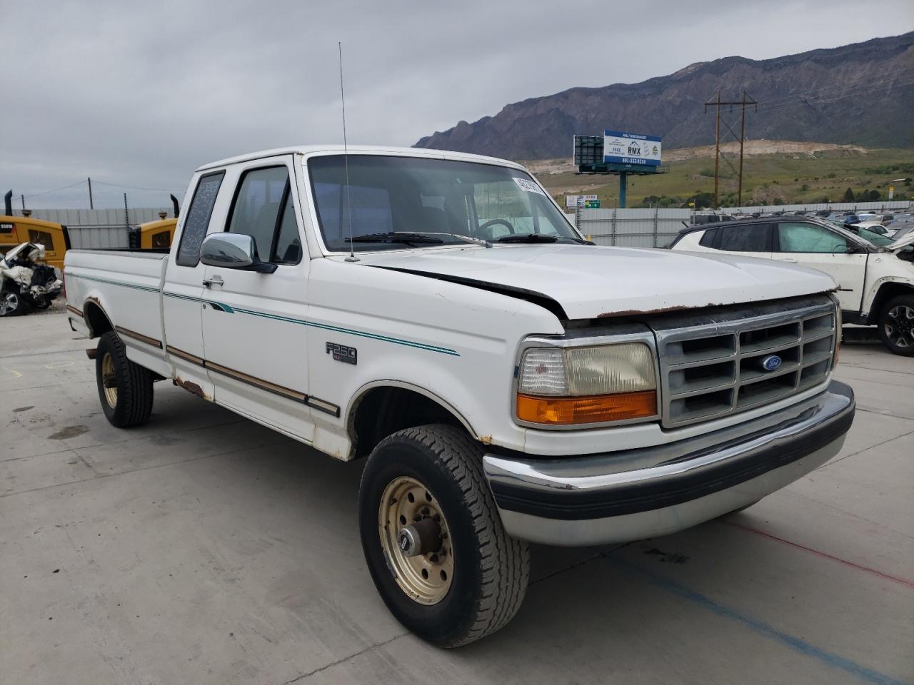Photo 1 from auction – 1995 FORD F250 with VIN 1FTHX26G2SKA13239