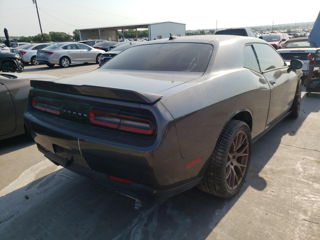 Photo 4 from auction – 2016 DODGE CHALLENGER with VIN 2C3CDZAG6GH345948
