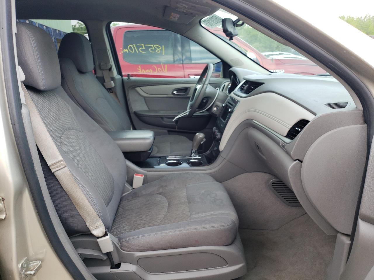 Photo 5 from auction – 2013 CHEVROLET TRAVERSE L with VIN 1GNKRGKDXDJ105966