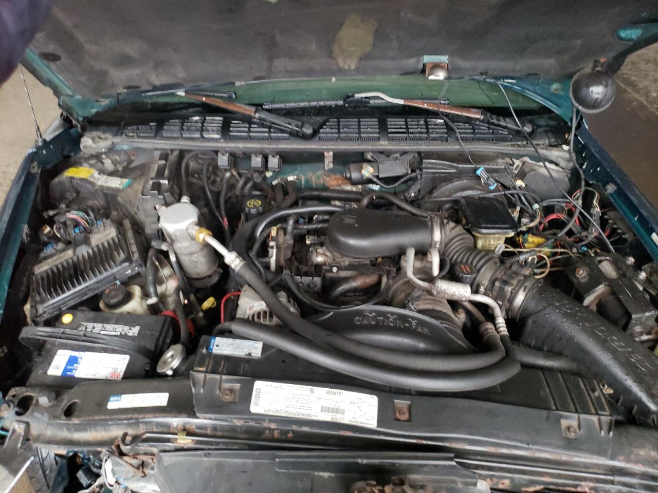 Photo 11 from auction – 1997 CHEVROLET BLAZER with VIN 1GNDT13W7VK194091