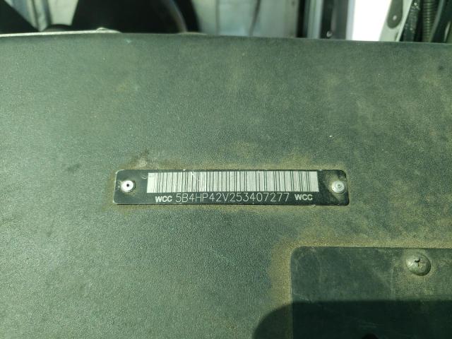Photo 10 from auction – 2005 WORKHORSE CUSTOM CHASSIS FORWARD CO with VIN 5B4HP42V253407277
