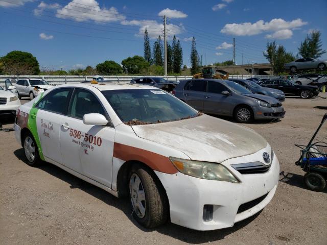 TOYOTA CAMRY HYBR 2011 with VIN 4T1BB3EK2BU140167 - Photo from auction