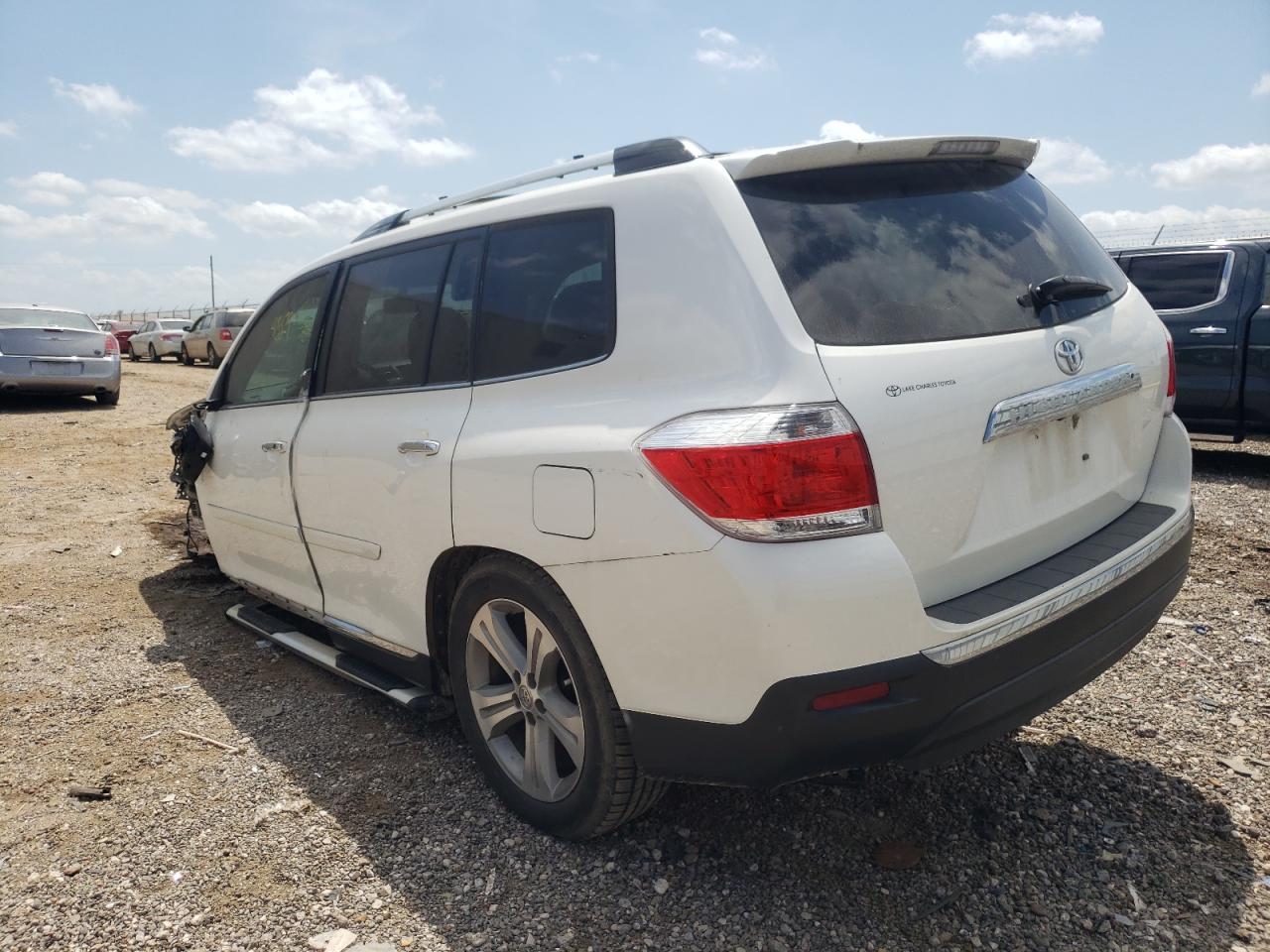 Photo 3 from auction – 2012 TOYOTA HIGHLANDER with VIN 5TDYK3EH4CS080496