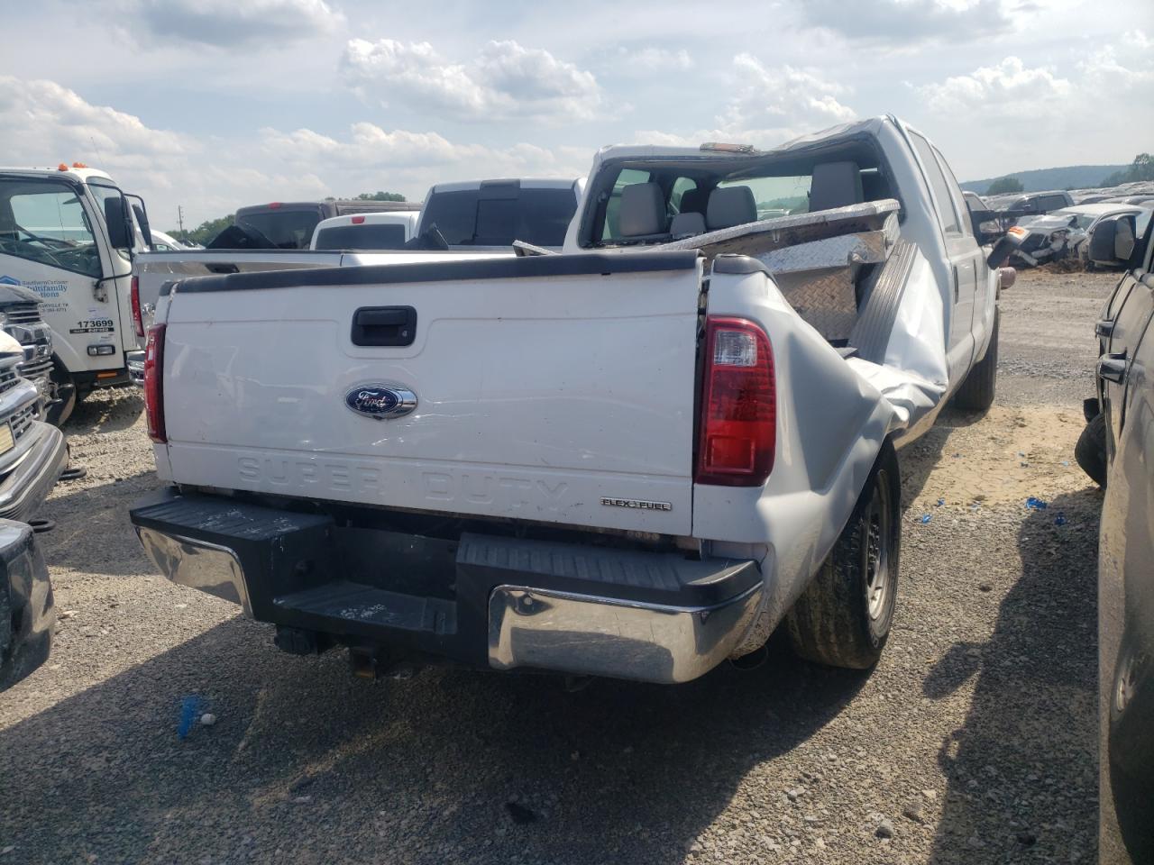 Photo 4 from auction – 2015 FORD F350 SUPER with VIN 1FT8W3A62FEC27403