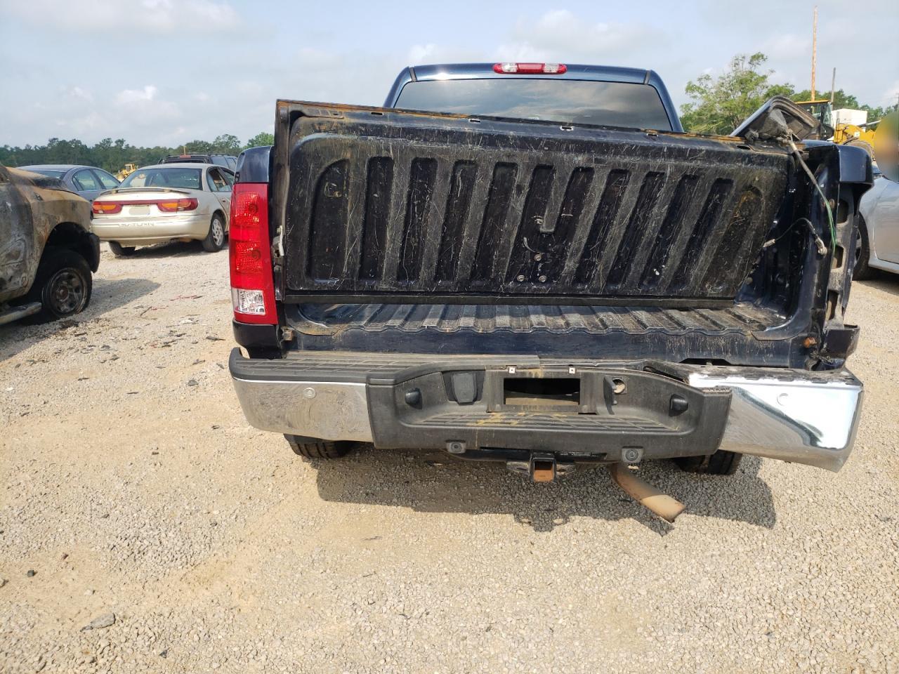 Photo 9 from auction – 2008 GMC SIERRA C15 with VIN 3GTEC13C98G298208