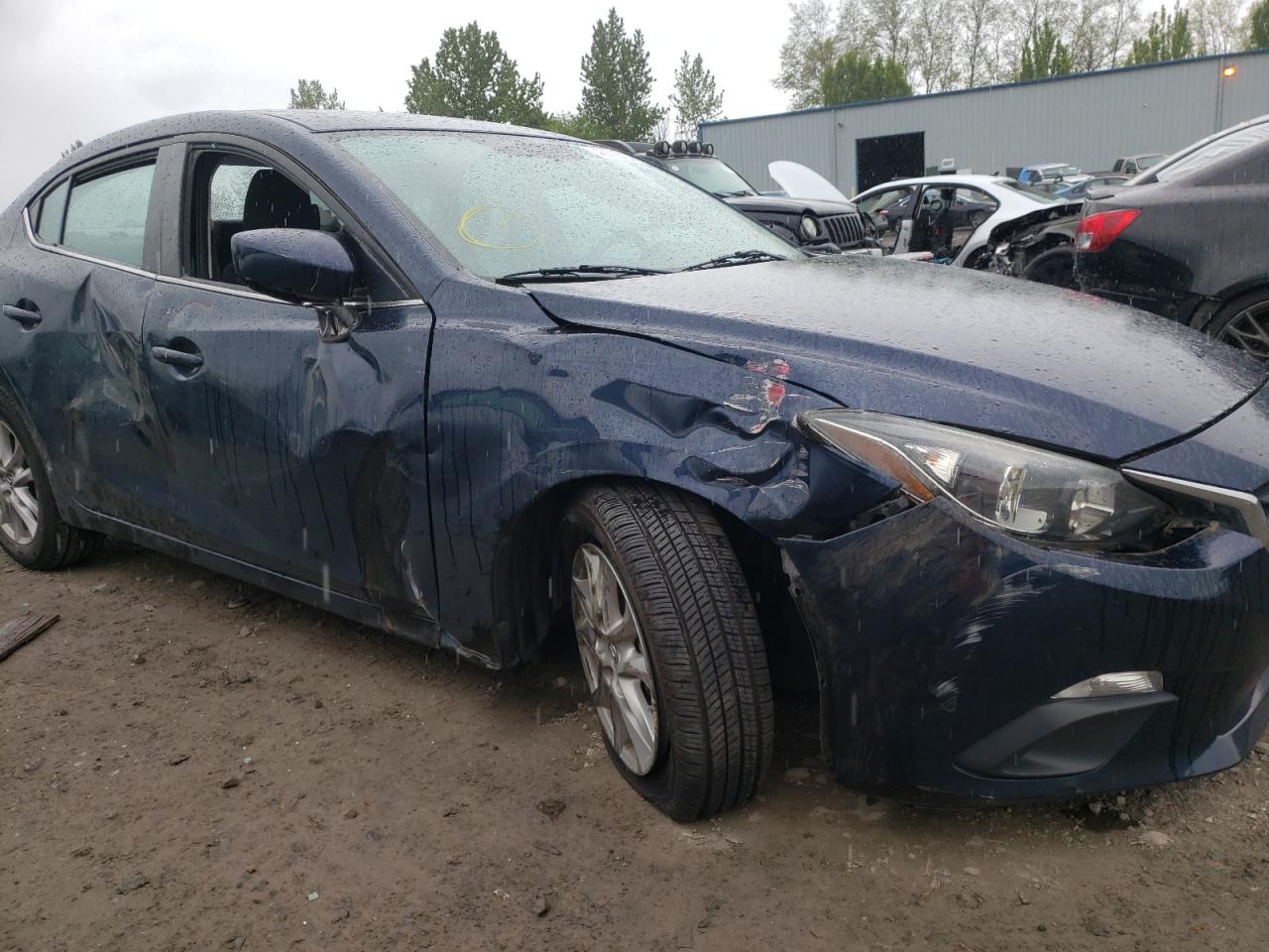 Photo 9 from auction – 2014 MAZDA 3 TOURING with VIN JM1BM1V72E1113832