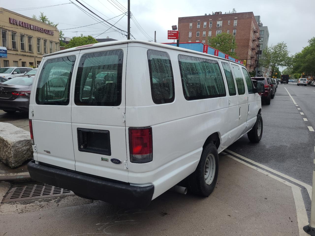 Photo 4 from auction – 2012 FORD ECONOLINE with VIN 1FBSS3BL1CDB17518