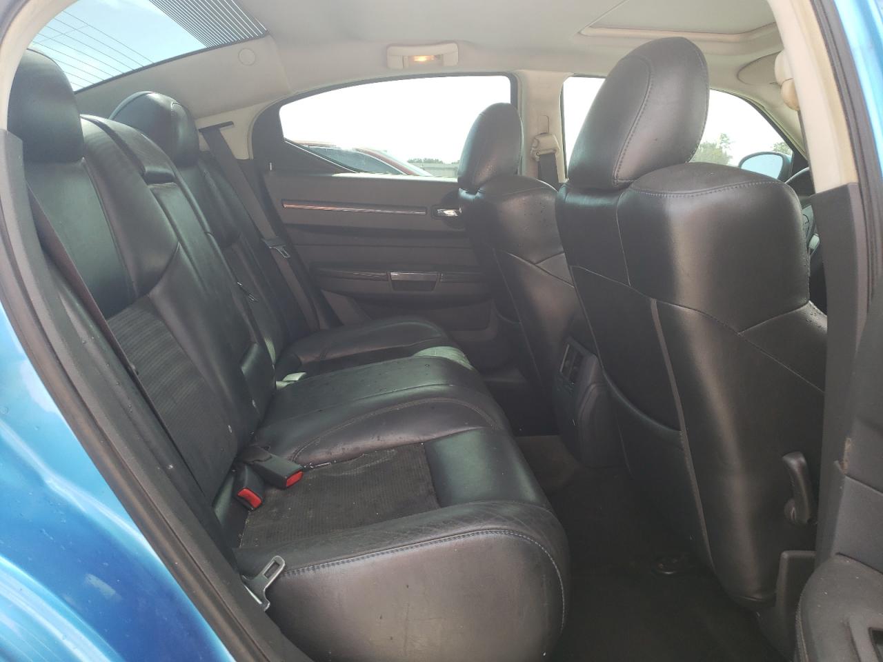 Photo 6 from auction – 2008 DODGE CHARGER SR with VIN 2B3LA73W28H171697