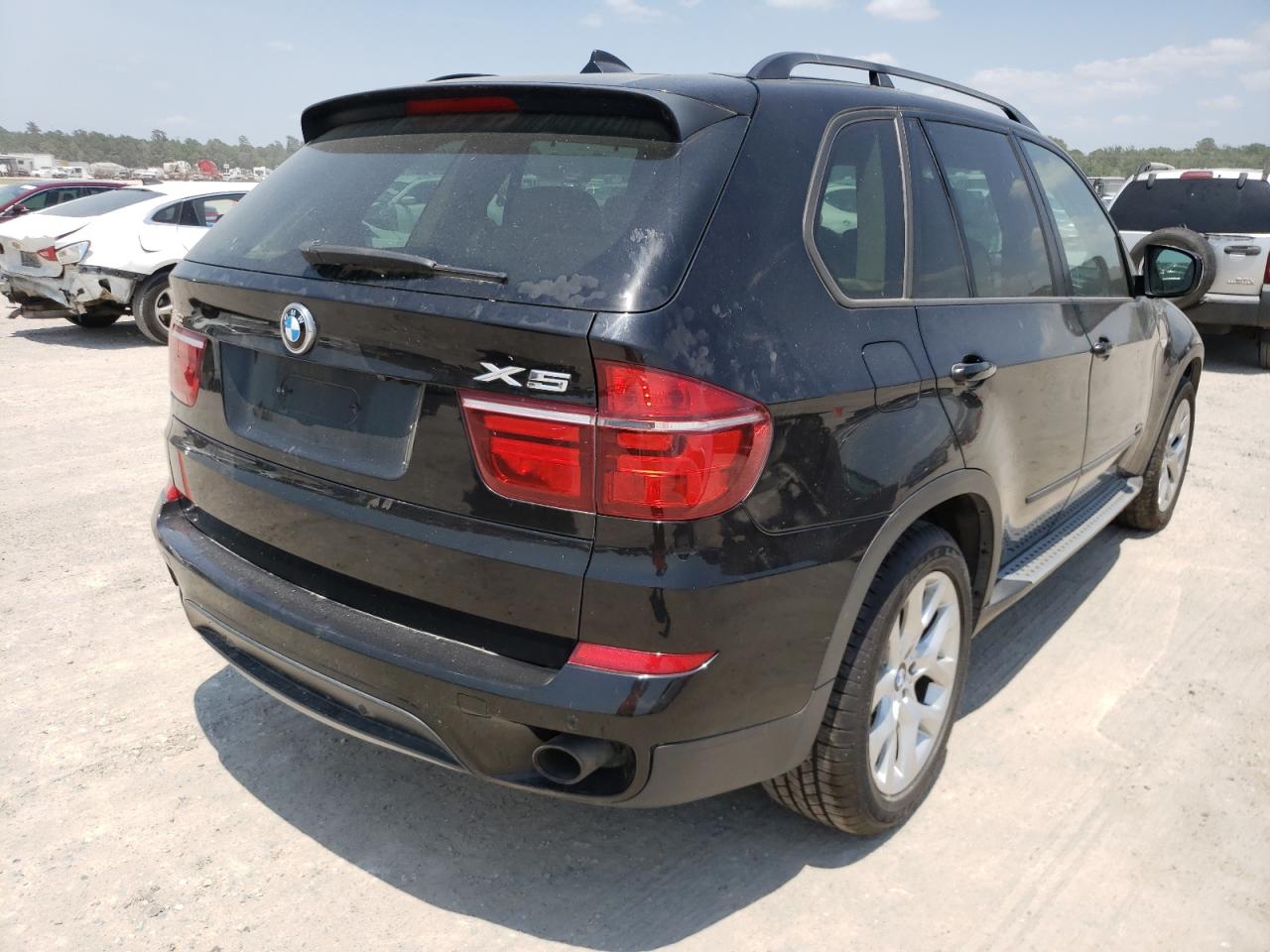 Photo 4 from auction – 2011 BMW X5 XDRIVE3 with VIN 5UXZV4C50BL738503