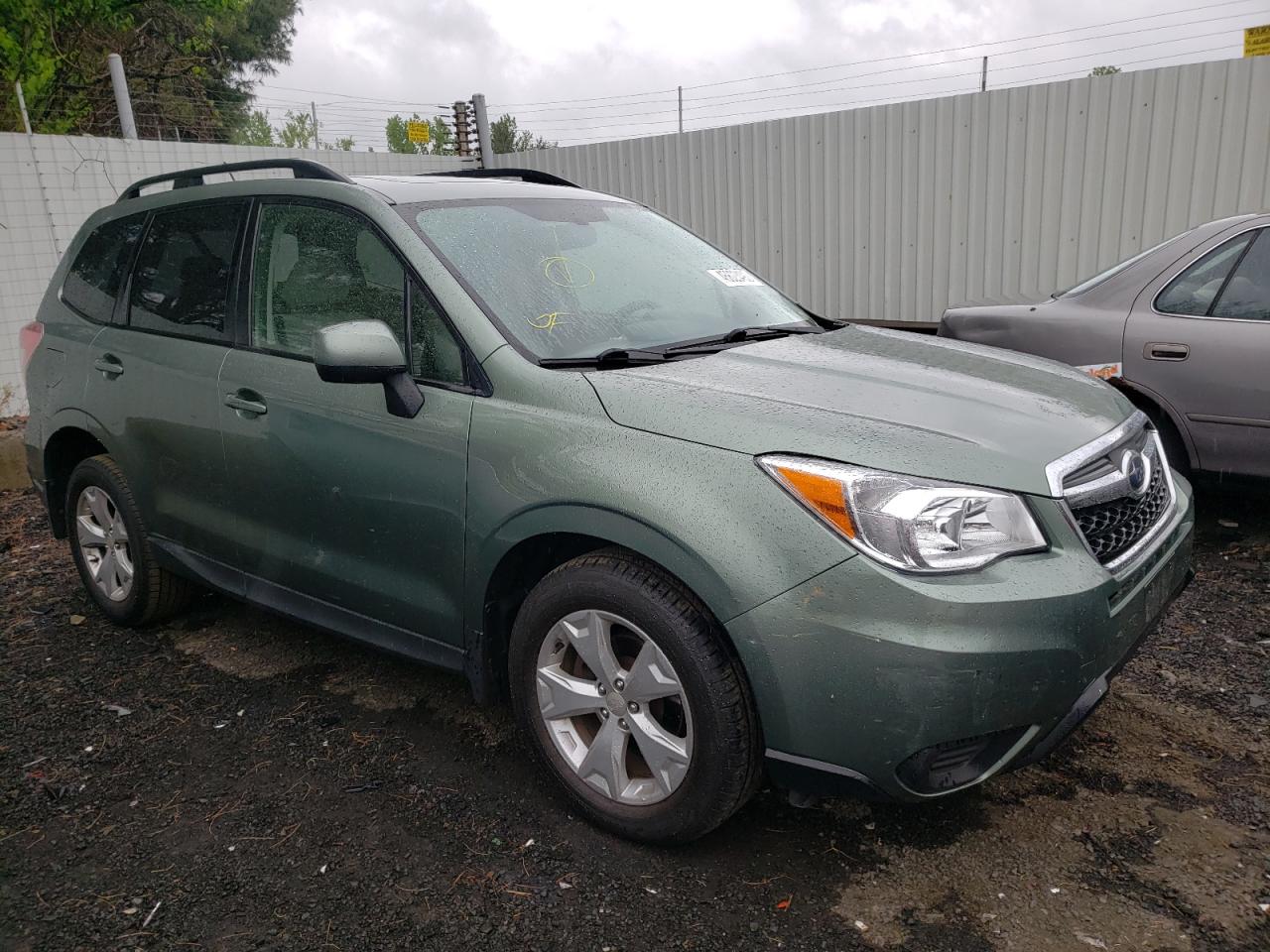 SUBARU FORESTER 2 2014 with VIN JF2SJAEC3EH485551 - Photo from auction