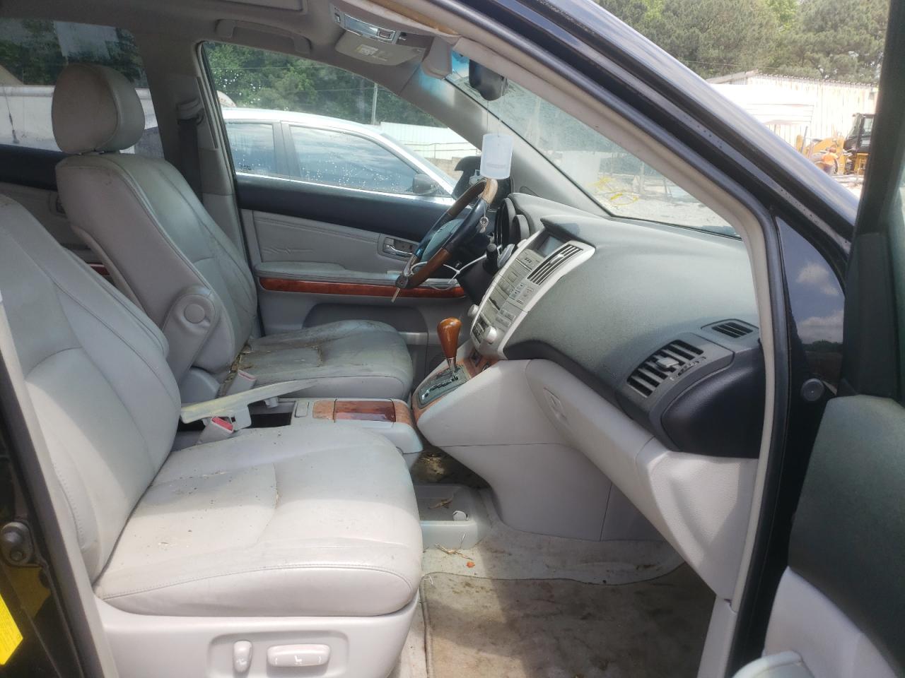Photo 5 from auction – 2005 LEXUS RX 330 with VIN 2T2GA31U55C030960
