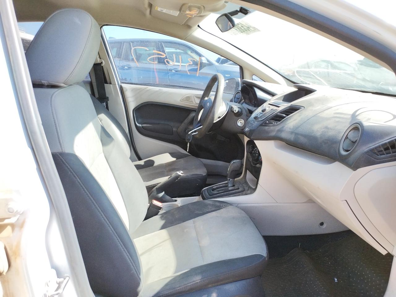 Photo 5 from auction – 2013 FORD FIESTA S with VIN 3FADP4TJ2DM200847