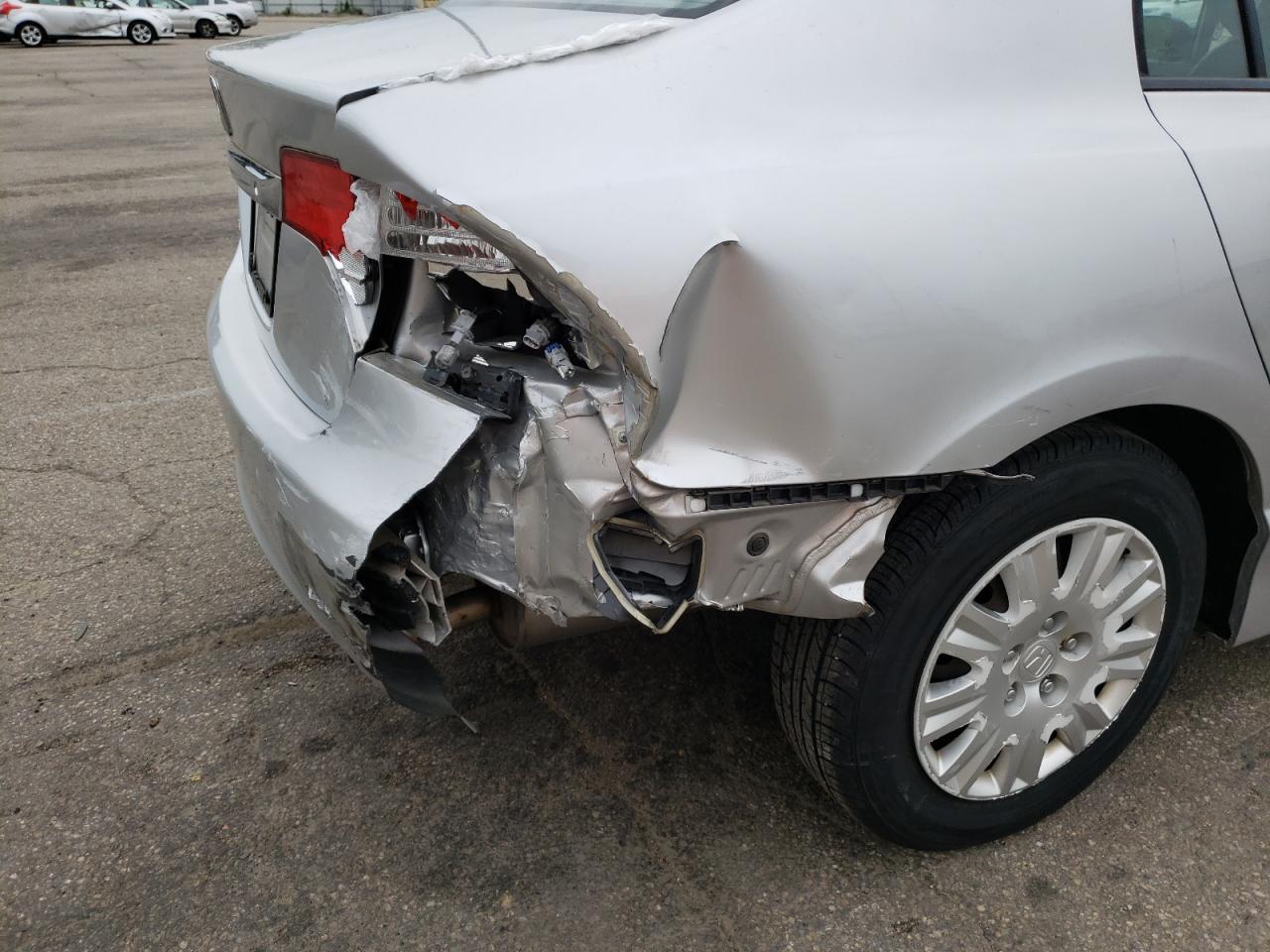 Photo 9 from auction – 2010 HONDA CIVIC VP with VIN 19XFA1F33AE084497