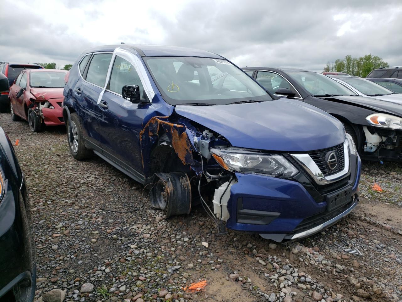 NISSAN ROGUE S 2020 with VIN KNMAT2MV1LP500693 - Photo from auction