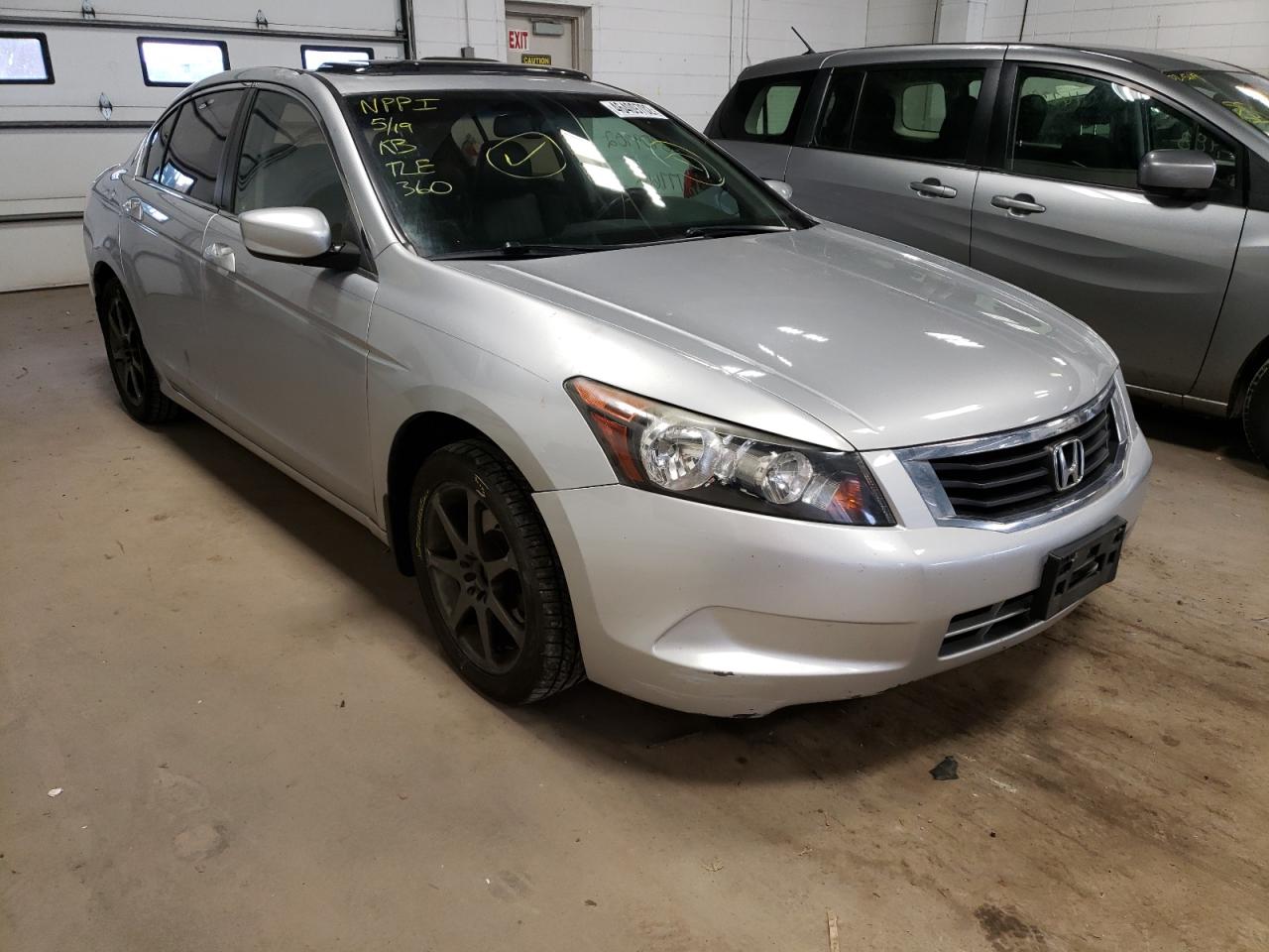 HONDA ACCORD EXL 2010 with VIN 1HGCP2F86AA051601 - Photo from auction