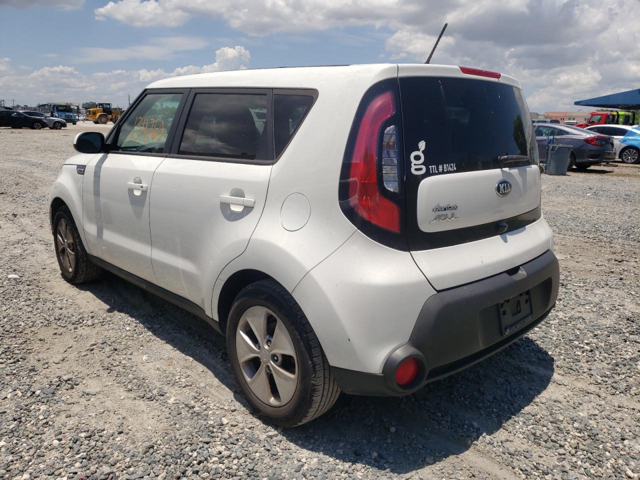 Photo 3 from auction – 2016 KIA SOUL with VIN KNDJN2A25G7339789