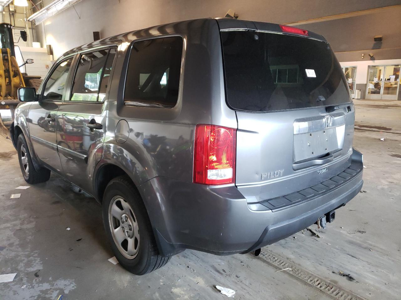 Photo 3 from auction – 2011 HONDA PILOT LX with VIN 5FNYF4H28BB033959
