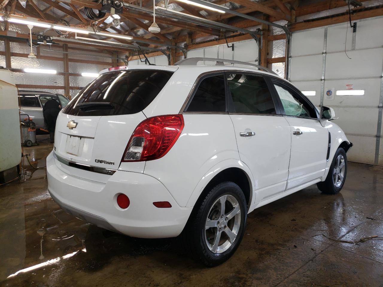 Photo 4 from auction – 2013 CHEVROLET CAPTIVA LT with VIN 3GNAL3EK0DS638651