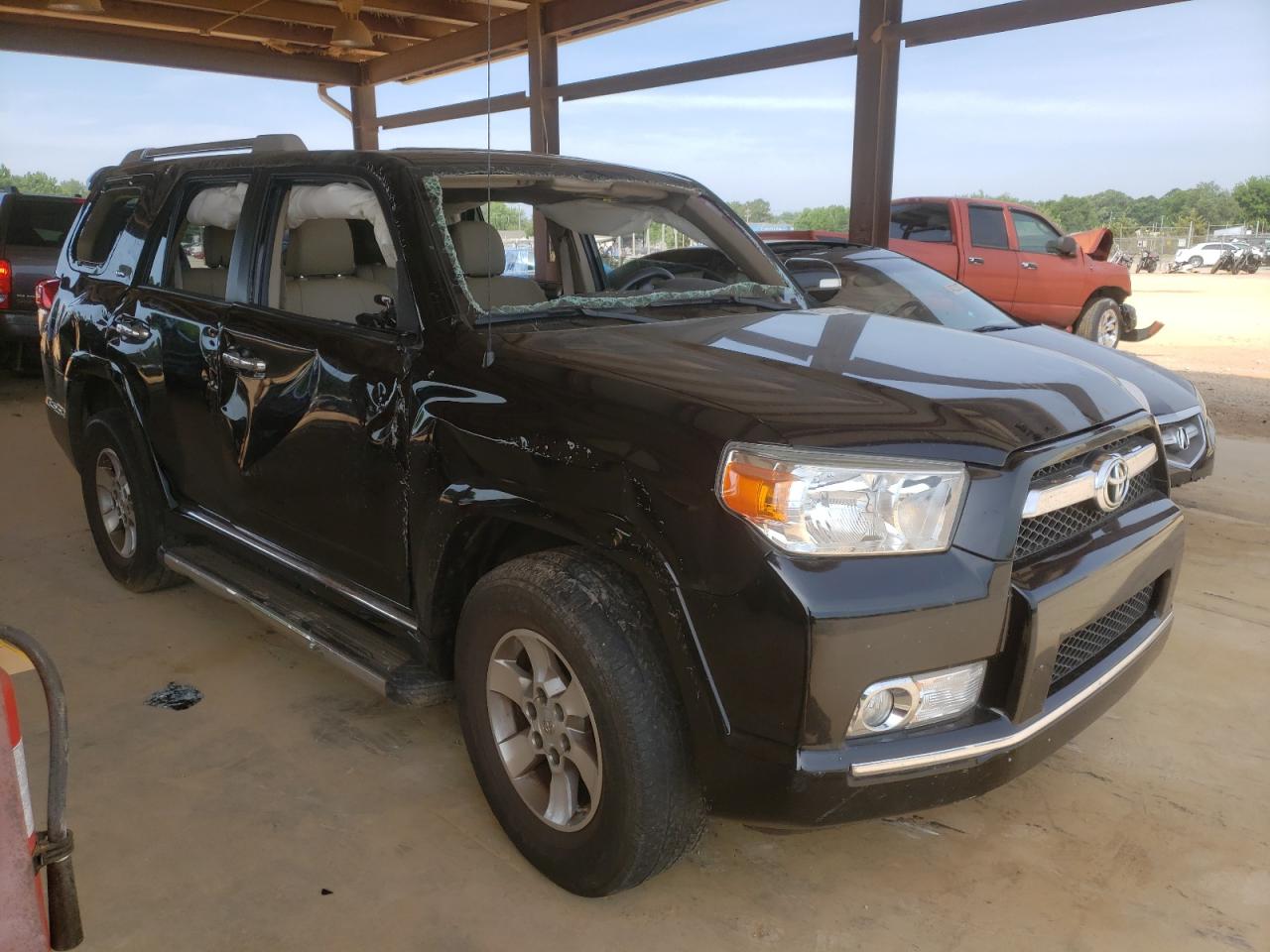 TOYOTA 4RUNNER SR 2012 with VIN JTEZU5JR4C5038338 - Photo from auction