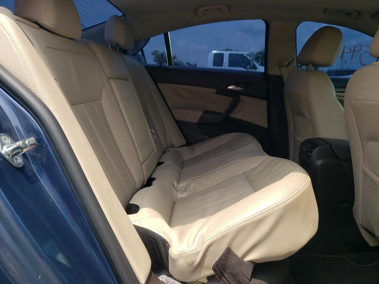 Photo 6 from auction – 2011 BUICK REGAL CXL with VIN W04GR5EC6B1126018