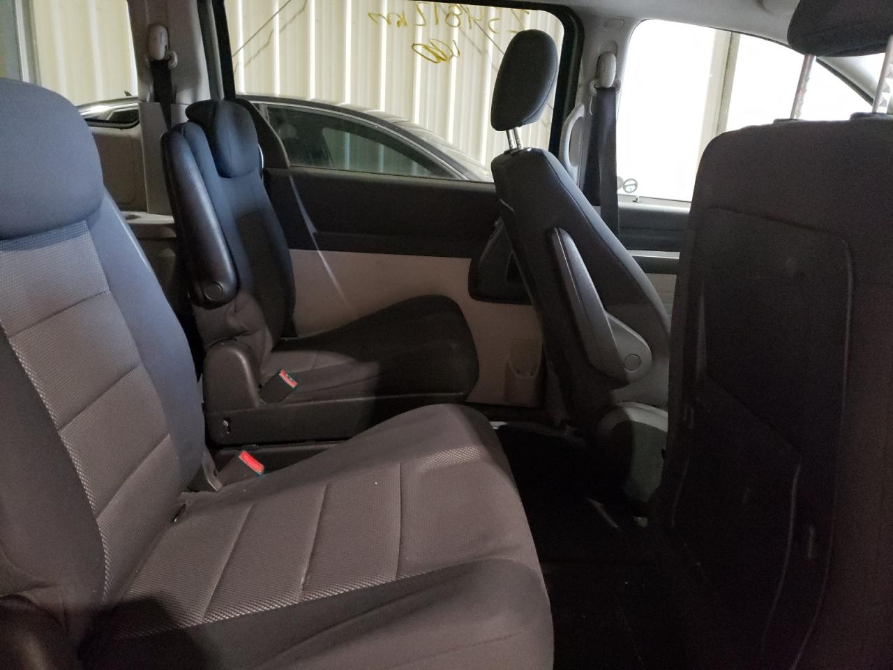 Photo 6 from auction – 2008 DODGE GRAND CARA with VIN 2D8HN44H98R785567