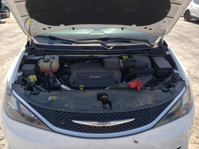 Photo 7 from auction – 2017 CHRYSLER PACIFICA L with VIN 2C4RC1CG3HR507411