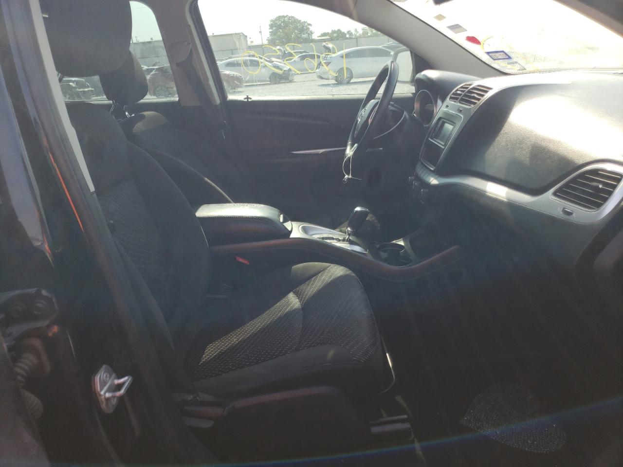 Photo 5 from auction – 2015 DODGE JOURNEY SE with VIN 3C4PDCAB1FT744982