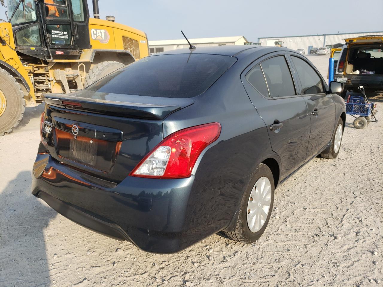 Photo 4 from auction – 2017 NISSAN VERSA S with VIN 3N1CN7AP4HL891771