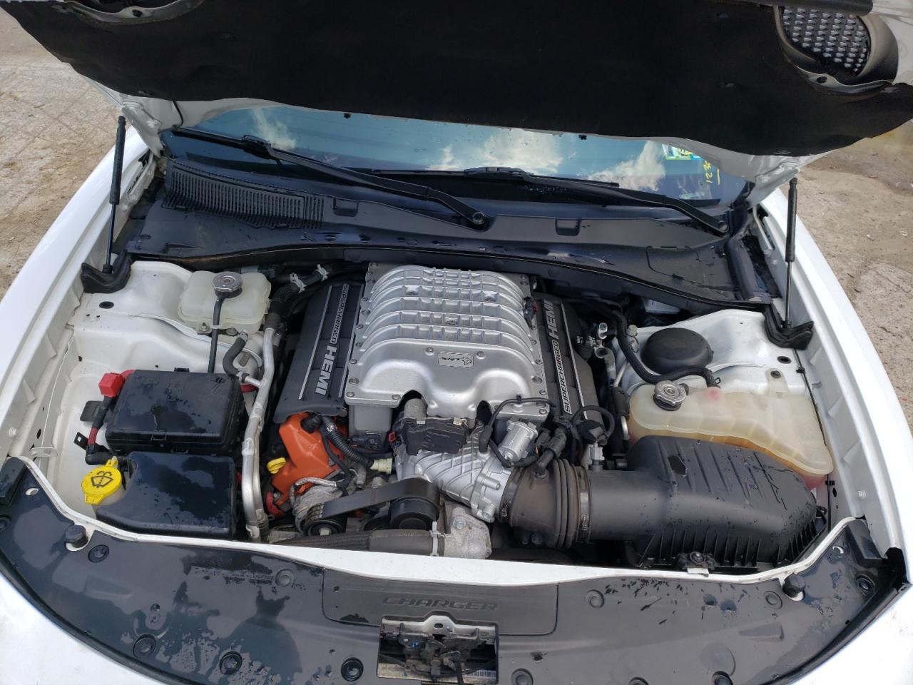 Photo 7 from auction – 2018 DODGE CHARGER SR with VIN 2C3CDXL95JH202791