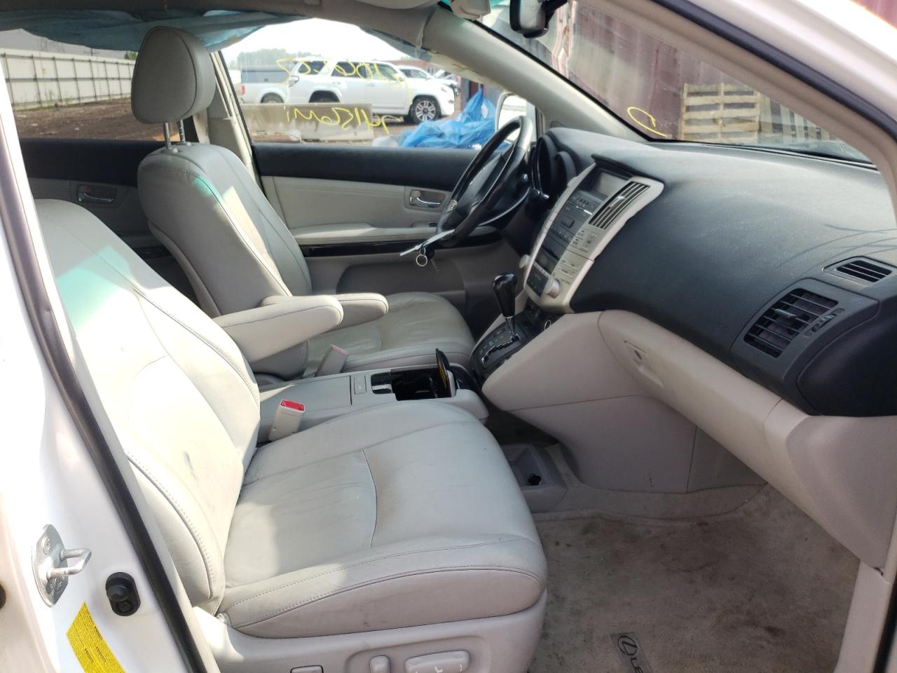 Photo 5 from auction – 2008 LEXUS RX 350 with VIN 2T2HK31U18C068076