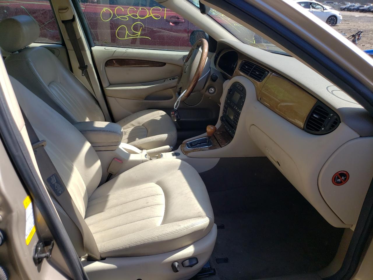 Photo 5 from auction – 2003 JAGUAR X-TYPE 2.5 with VIN SAJEA51DX3XD01098