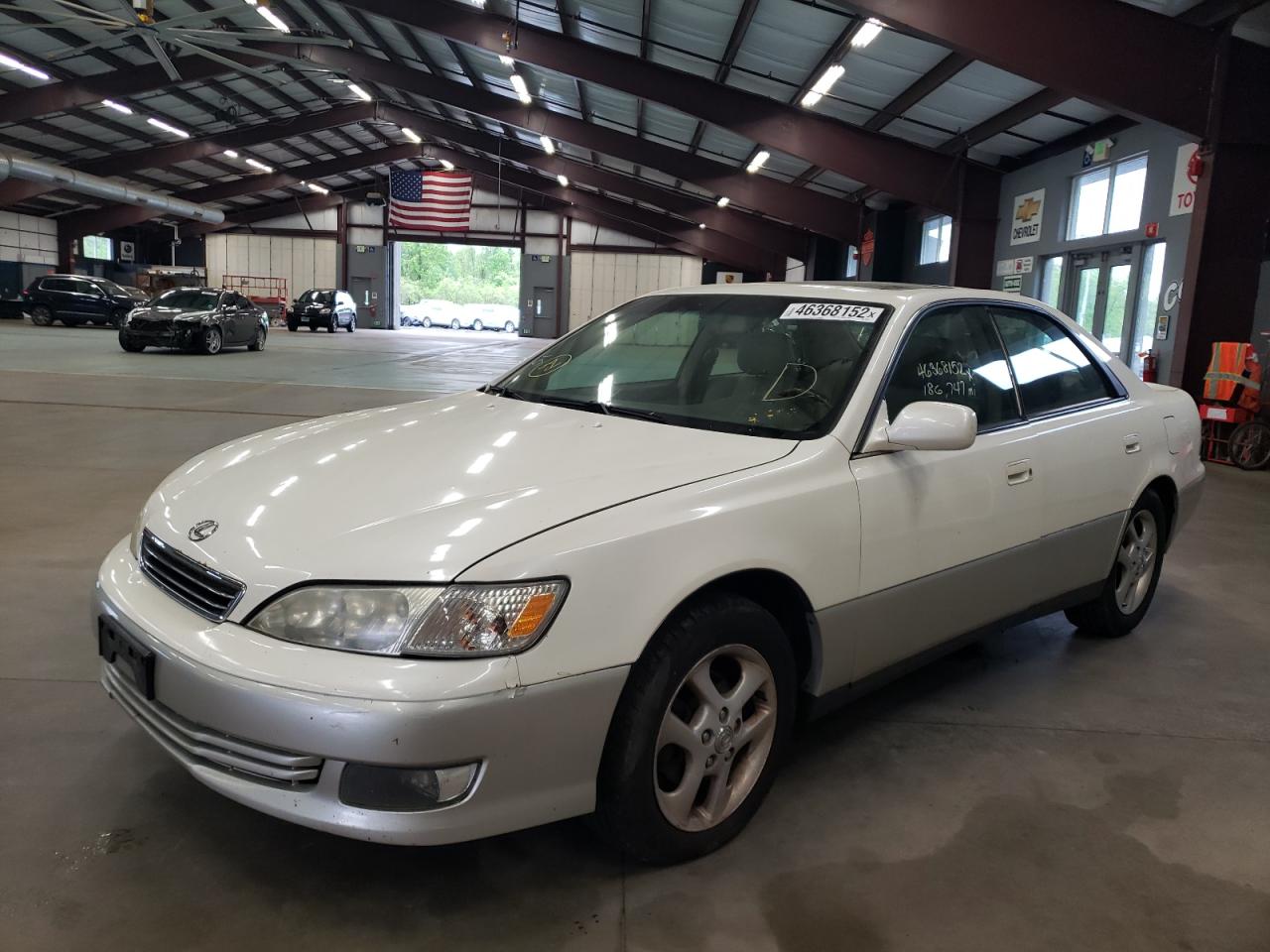 Photo 2 from auction – 2001 LEXUS ES 300 with VIN JT8BF28G910331325